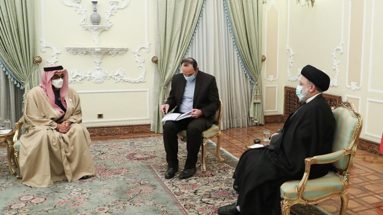 روابط حسنه با کشور&zwnj;های منطقه از اولویت&zwnj;های سیاست خارجی در دولت جدید است/ روابط دو کشور تحت تاثیر القائات بیگانگان قرار نگیرد