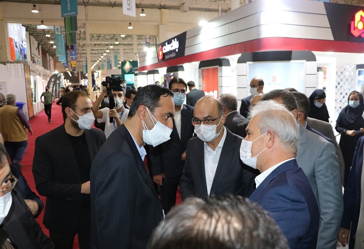 حضور مدیرعامل بانک ملت در سیزدهمین نمایشگاه معرفی فرصت های سرمایه گذاری کشور حضور مدیرعامل بانک ملت در سیزدهمین نمایشگاه معرفی فرصت های سرمایه گذاری کشور