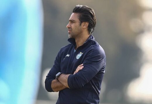 جلسه فرهاد مجیدی با بازیکنان استقلال