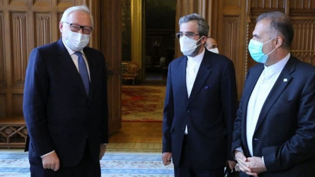 علی باقری با ریابکوف در مسکو دیدار کرد علی باقری با ریابکوف در مسکو دیدار کرد