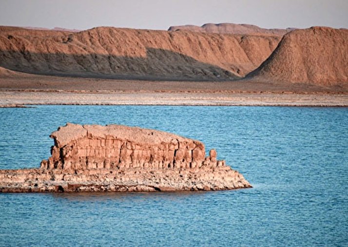 مرگ دریاچه جوان کلوت مرگ دریاچه جوان کلوت