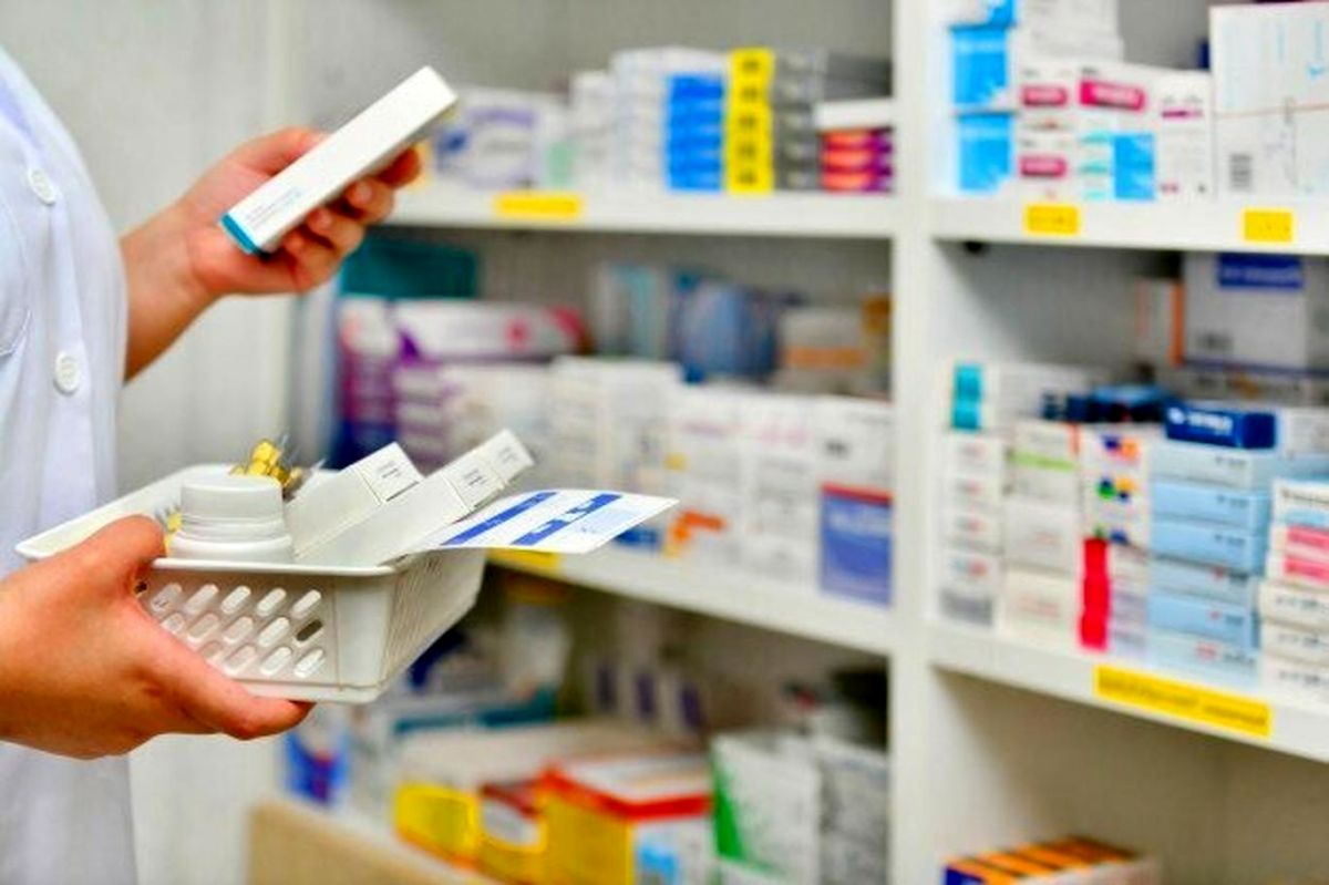 علت افزایش قیمت داروها