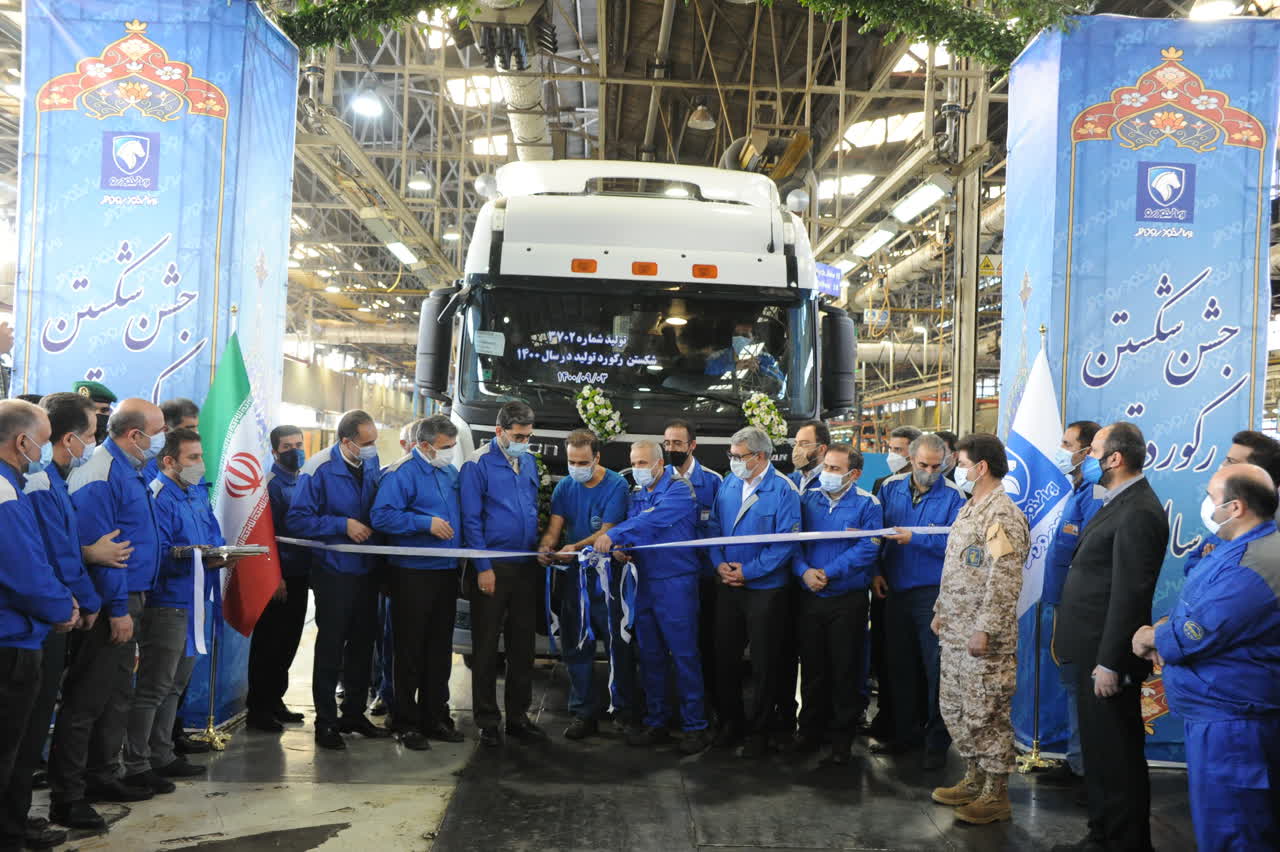 عبور از رکورد تولید یک سال گذشته ایران خودرو دیزل در ۹ ماه