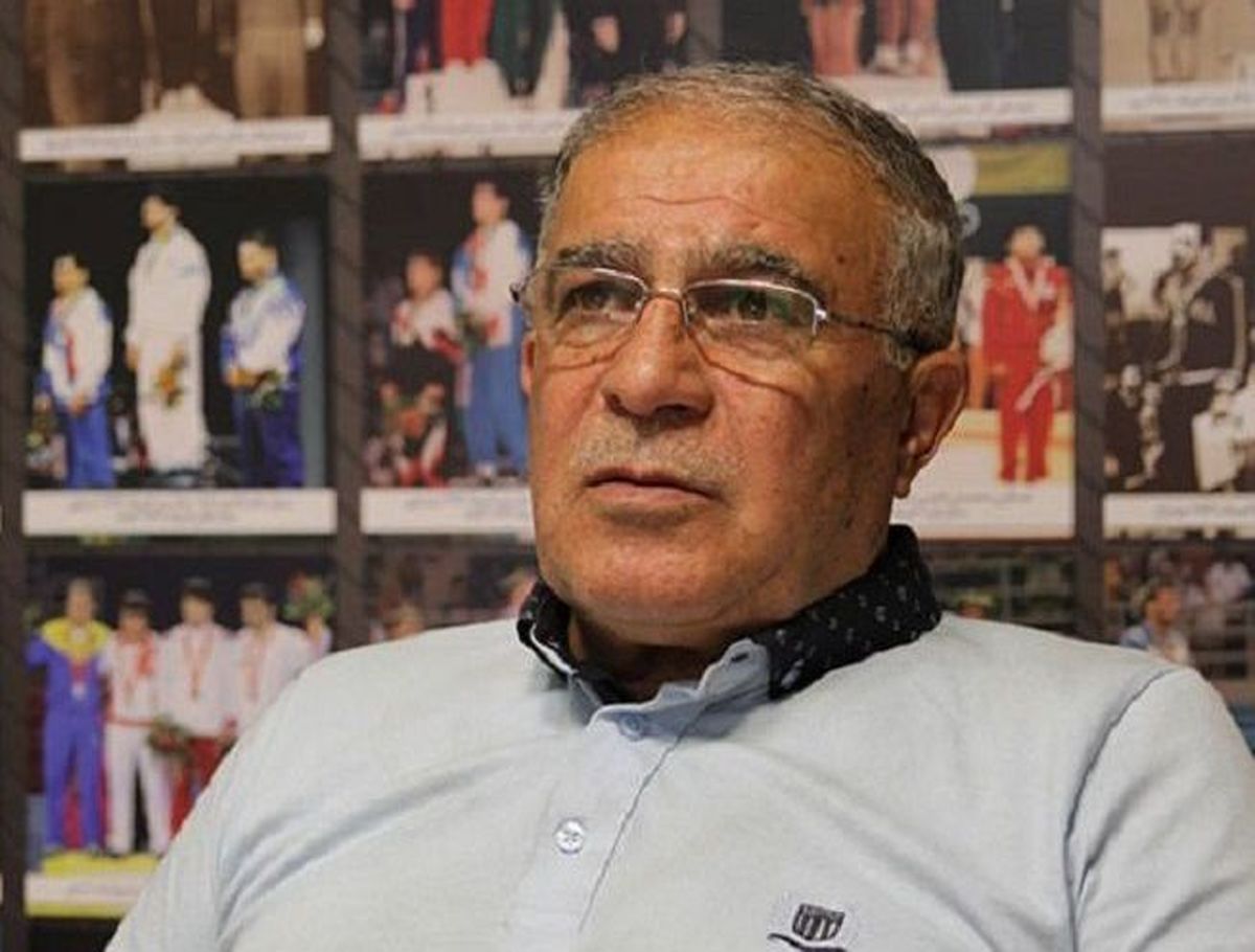 مجیدی با بنر شاه‌فرهاد مربی نمی‌شود/ ماندن مجیدی در استقلال به خودش ضربه می‌زند