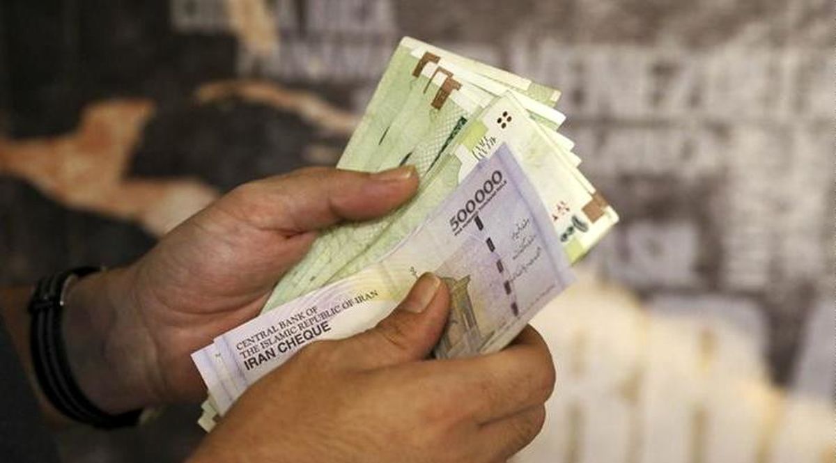 افزایش حقوق کارمندان