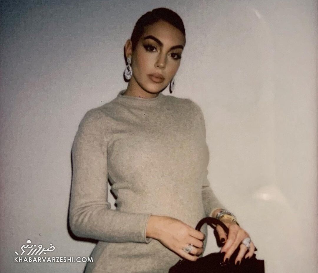 ارزش شگفتانگیز کلکسیون جواهرات رونالدو و نامزدش +عکس ارزش شگفتانگیز کلکسیون جواهرات رونالدو و نامزدش +عکس