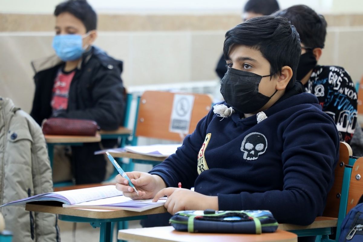 دانش آموزان مبتلا به کرونا