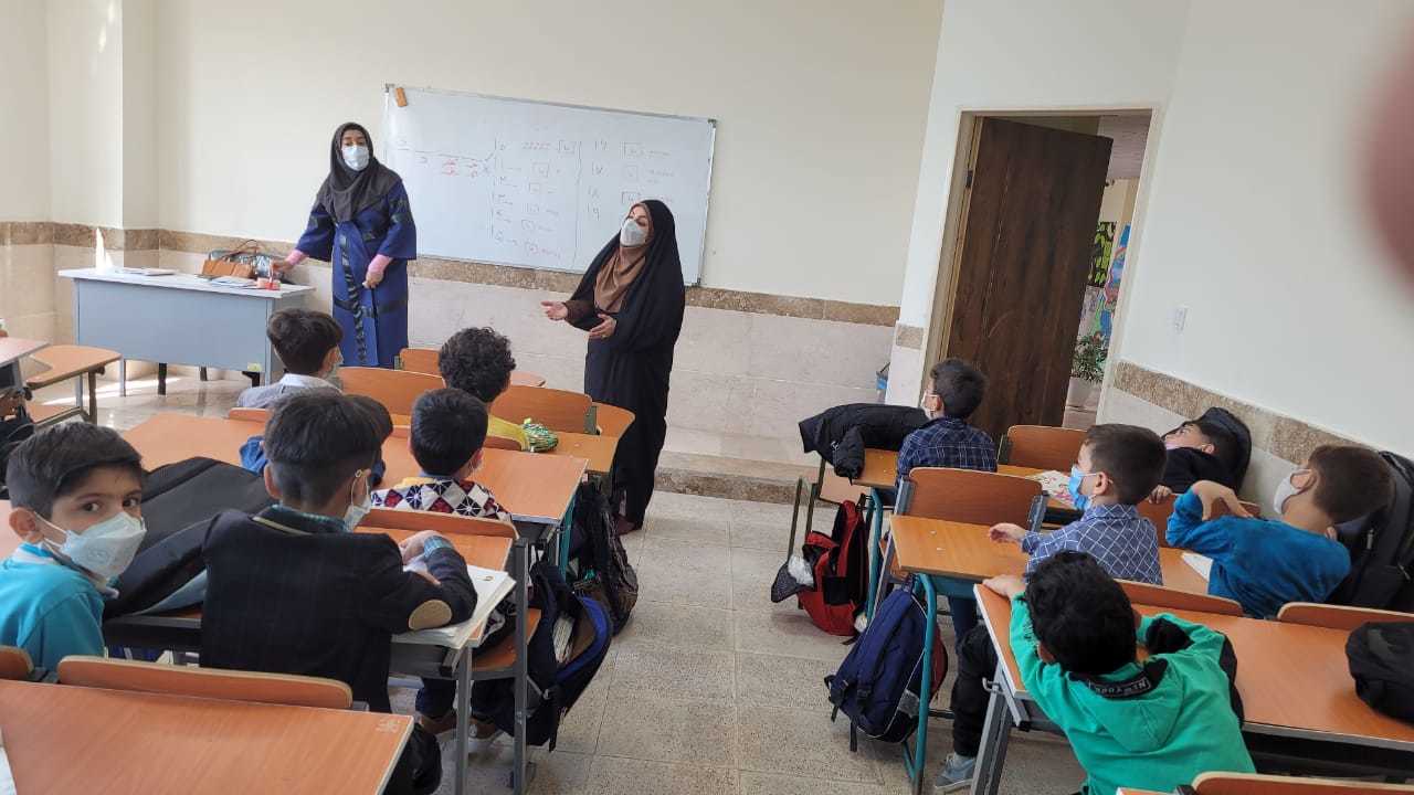 ثبت تخلف ۱۸۵ مدرسه بدلیل اجرا نکردن آموزش حضوری/ «غیبت» ۱۶ درصد دانشآموزان ثبت تخلف ۱۸۵ مدرسه بدلیل اجرا نکردن آموزش حضوری/ «غیبت» ۱۶ درصد دانشآموزان