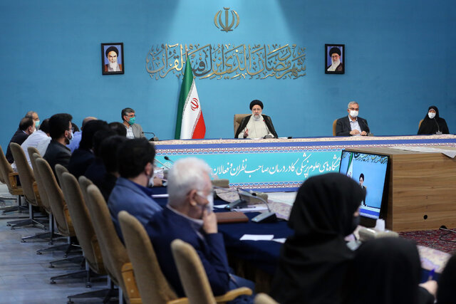 رئیسجمهور: تلاش میکنیم سهم بیمار از هزینههای درمان کاهش یابد رئیسجمهور: تلاش میکنیم سهم بیمار از هزینههای درمان کاهش یابد