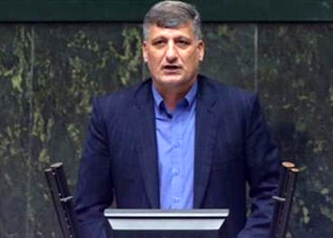 نماینده مجلس: دولت زمان پیشنهاد حذف ارز ترجیحی، هیچ برنامه جایگزینی نداد