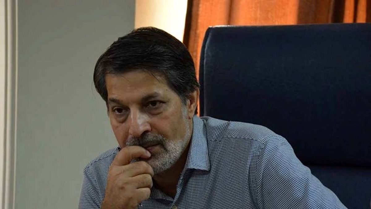 دو سال از بازداشت موقت امیرحسین مرادی و علی یونسی گذشت/ در کشور ما دو سال حبس اسمش «بازداشت موقت» است دو سال از بازداشت موقت امیرحسین مرادی و علی یونسی گذشت/ در کشور ما دو سال حبس اسمش «بازداشت موقت» است