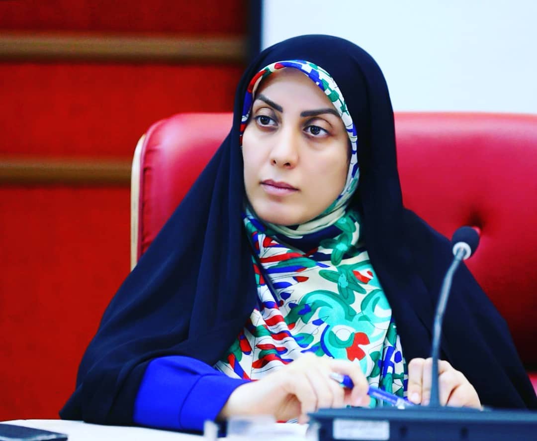 تعداد اندک مدیران زن در دولت نشان میدهد این جریان سیاسی اجازه رشد به زنان نداده است تعداد اندک مدیران زن در دولت نشان میدهد این جریان سیاسی اجازه رشد به زنان نداده است