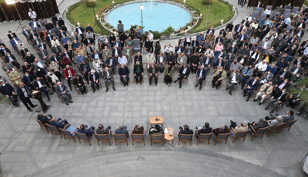 کدام هنرمندان در افطاری رئیس جمهور حاضر شدند؟ +تصاویر