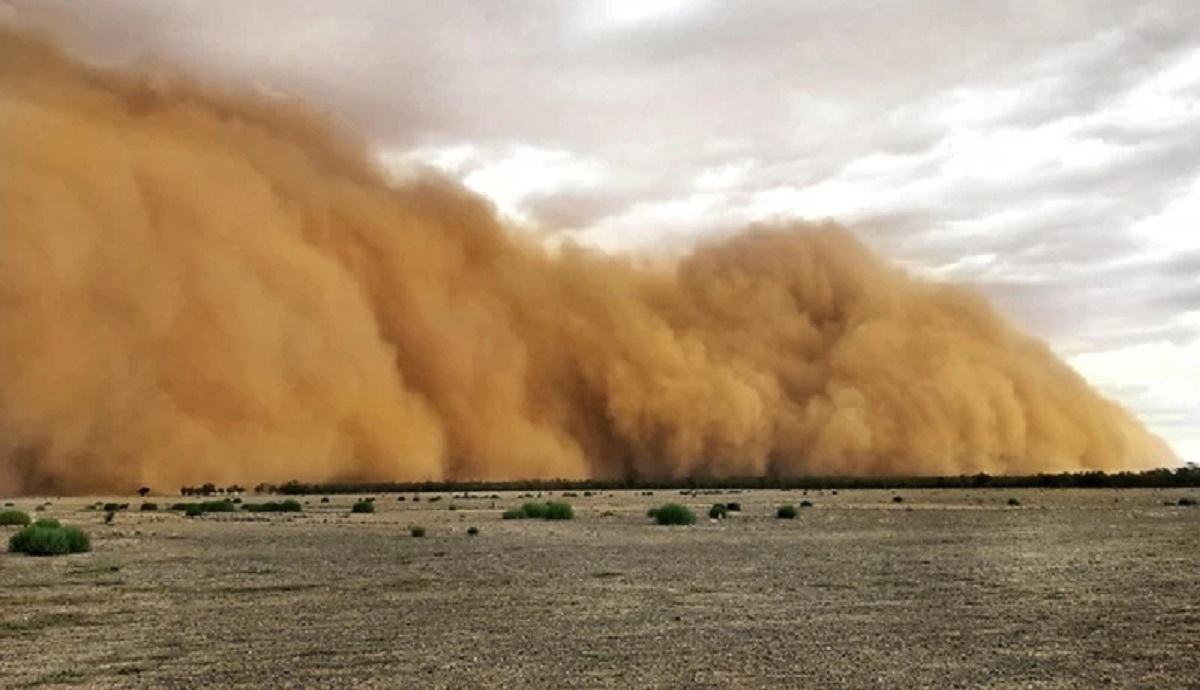 محیط زیست: ٨ کانون گرد و غبار در خاورمیانه شناسایی شد