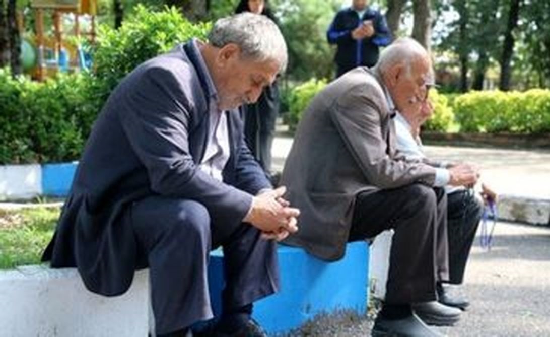 تجمع اعتراضی بازنشستگان در چند شهر تجمع اعتراضی بازنشستگان در چند شهر