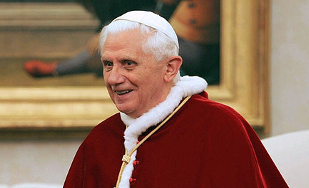 پاپ بندیکت شانزدهم درگذشت پاپ بندیکت شانزدهم درگذشت