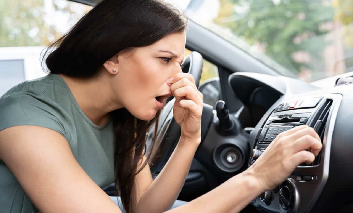 چگونه بوی سیگار را از بین ببریم؟