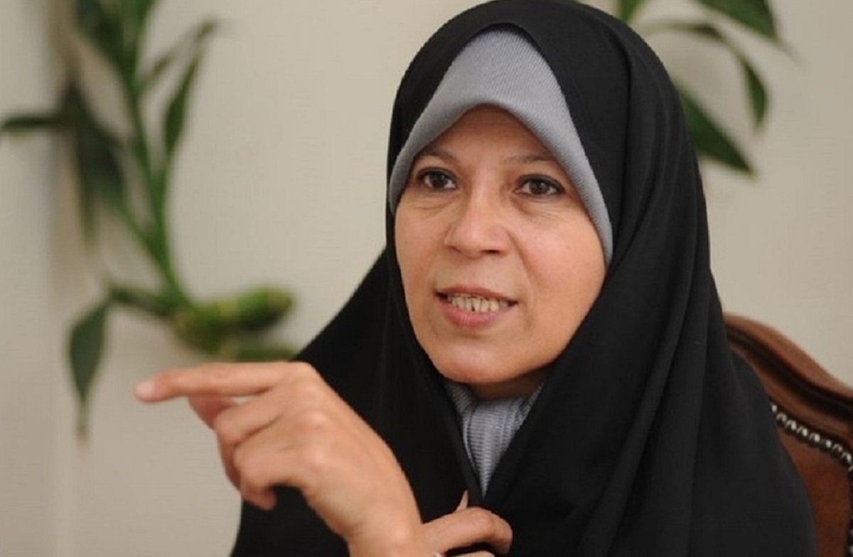 وکیل فائزه هاشمی: موکلم در مرحله بدوی به ۵ سال حبس محکوم شد