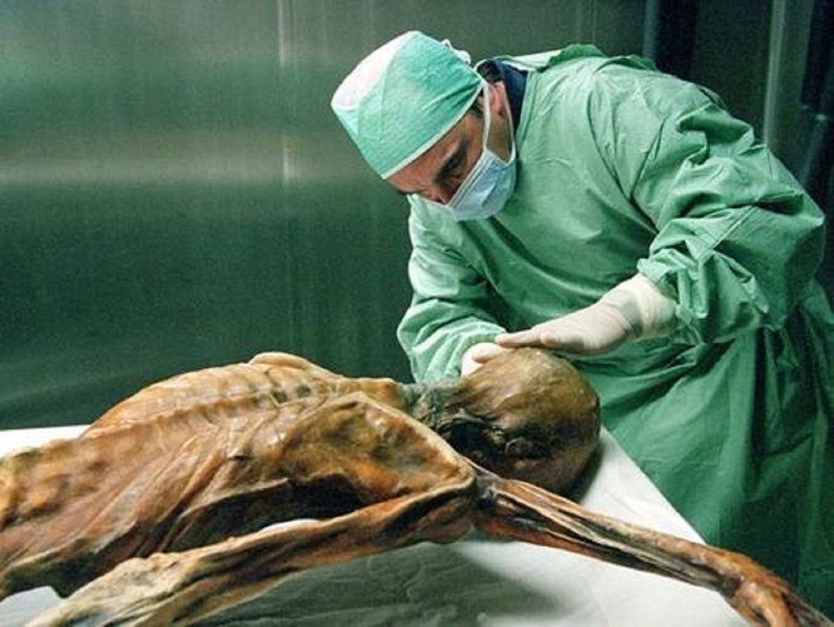 نحوه مومیایی جسد