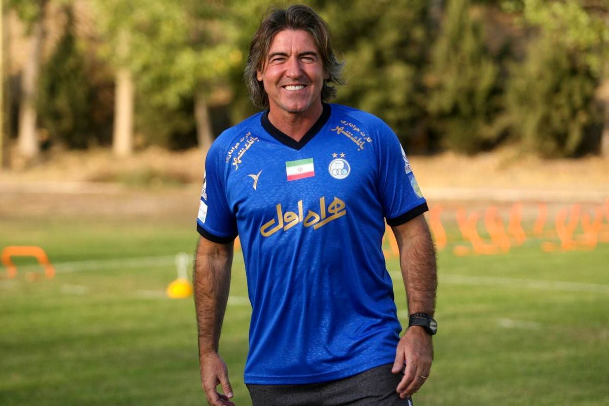 سرمربی استقلال