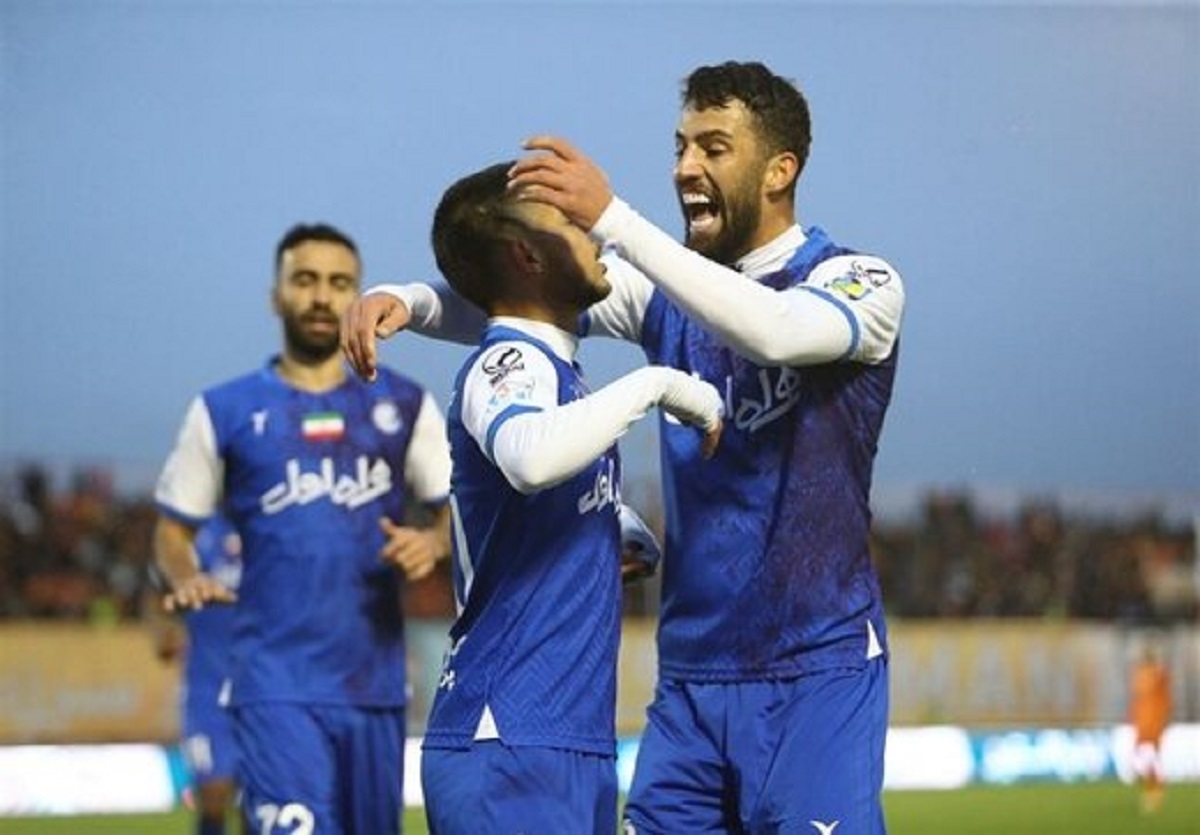 پیروزی استقلال