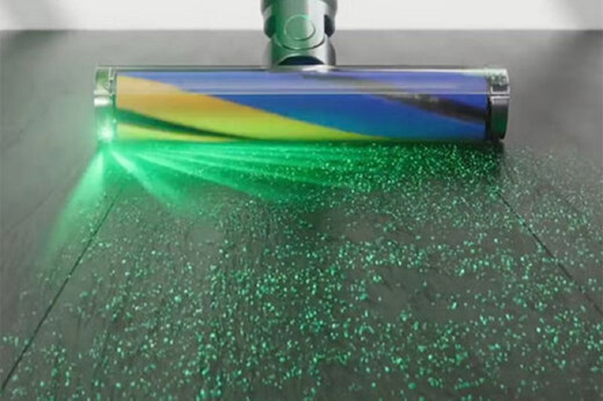 جارو برقی خاص با قابلیت میکروب‌یابی!