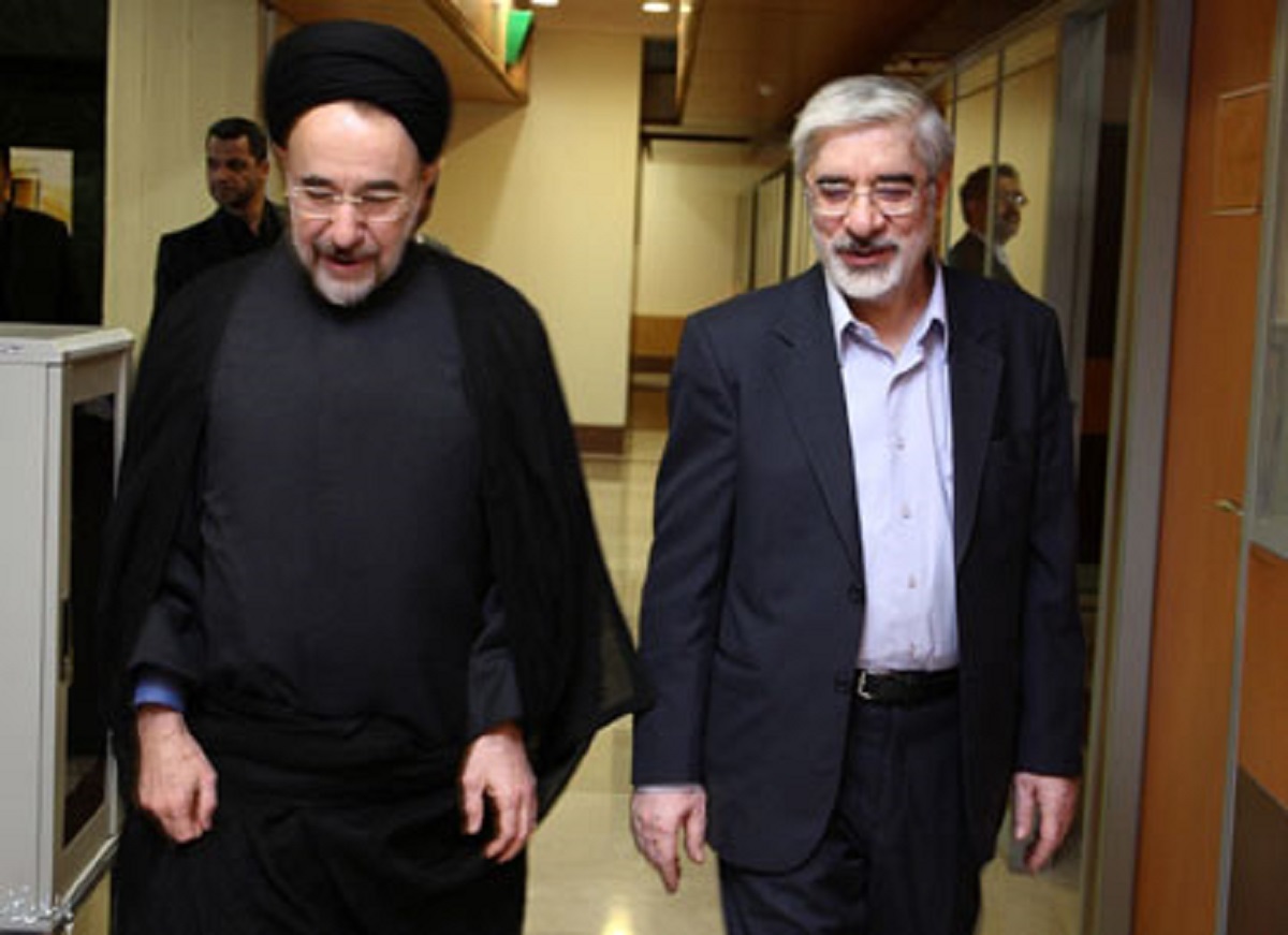 حمله تند روزنامه «جوان» به خاتمی و موسوی/ روح بیانیه هر دو، «براندازی» است