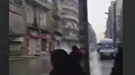 لحظه ریزش هولناک ساختمان‌ها در استان حلب سوریه +فیلم