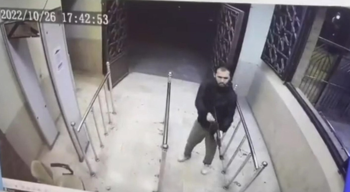 وزارت اطلاعات: ۴۲ نفر از اعضای شبکه پشتیبانی حادثه شاهچراغ دستگیر شدند وزارت اطلاعات: ۴۲ نفر از اعضای شبکه پشتیبانی حادثه شاهچراغ دستگیر شدند