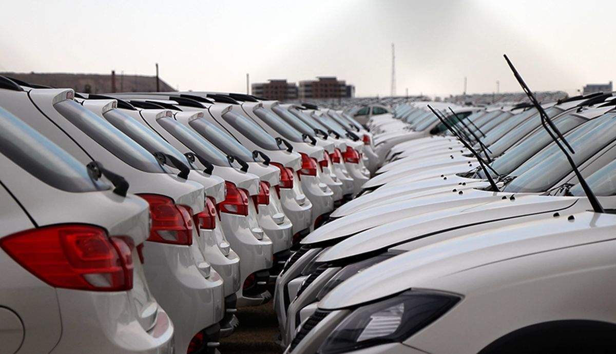 فروش ۶۵۰۰ خودرو امروز در بورس