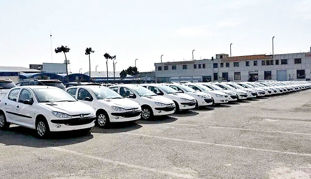 قیمت روز خودروهای داخلی 28 بهمن 1401