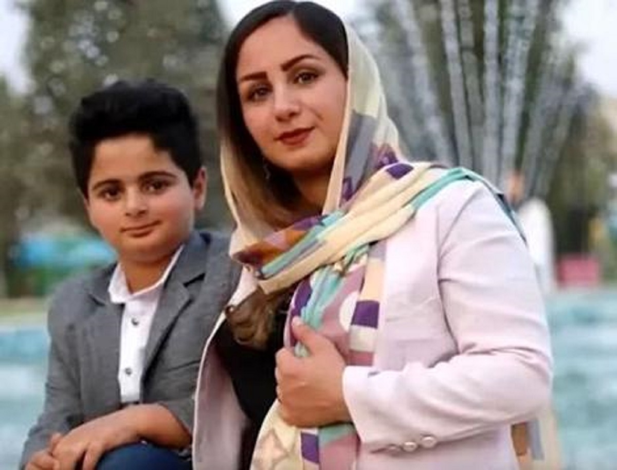 مادر کیان پیرفلک