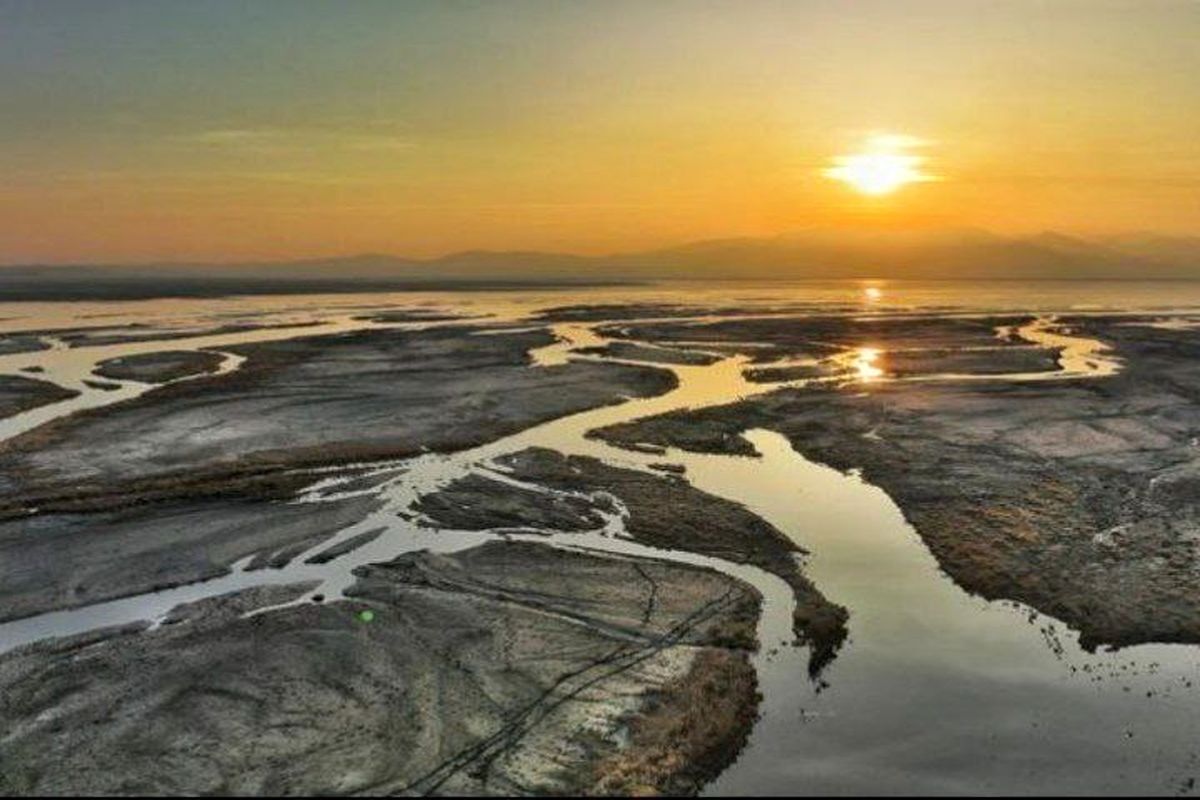 وسعت دریاچه ارومیه نسبت به دی ماه ۹۰ کیلومتر مربع افزایش یافت