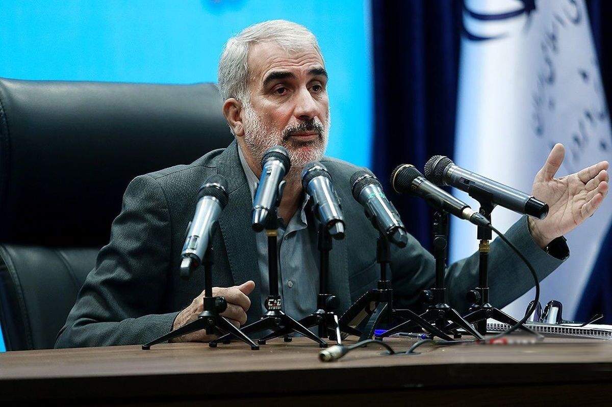 وزیر آموزش و پرورش: درباره غیرحضوری شدن مدارس تصمیمی گرفته نشده است