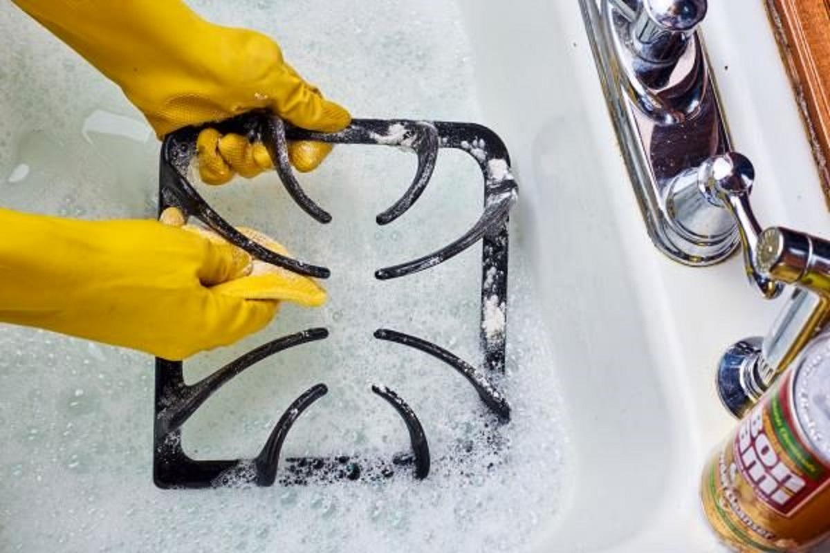 راه‌هایی برای تمیزکردن گاز استیل