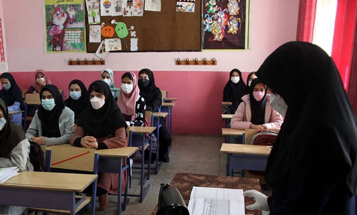 اجبار دوره یک‌ساله مهارت‌آموزی برای معلمان/ پذیرفته‌شدگان آزمون استخدامی این دو روز را باید دانشگاه بروند