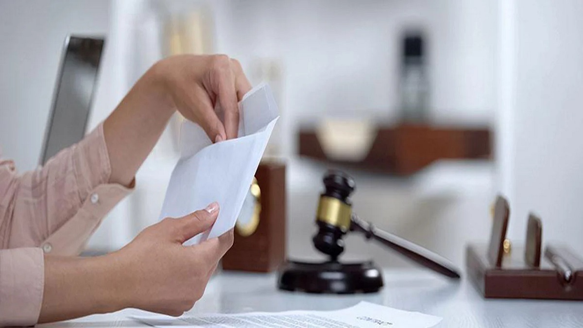 نفقه زنان بیوه را چه کسی پرداخت میکند؟ نفقه زنان بیوه را چه کسی پرداخت میکند؟