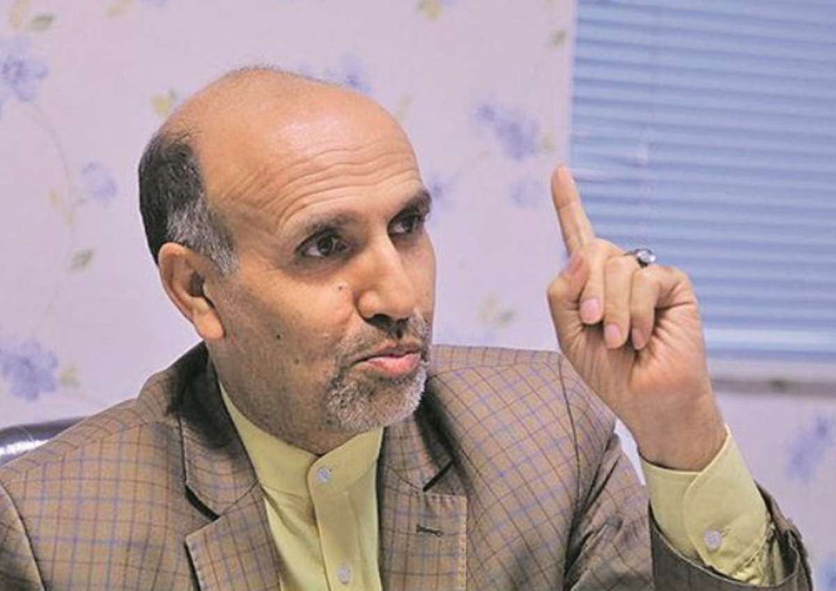 پازوکی اقتصاددان: توافق اخیر نیز نشان داد که مذاکره به جای سفارت‌نوردی چه خروجی دارد/ متاسفانه آقای رئیس‌جمهور نمی‌داند که بازار، پنجشنبه و جمعه نمی‌شناسد!