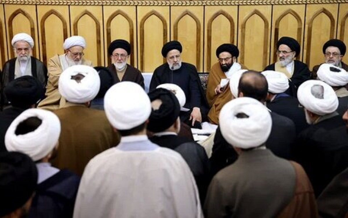 نامه ۴۶ روحانی به رئیسی درباره حجاب/ بیش از پیش برهنگی سرعت یافته، هر میزان کوتاه بیاییم، جلوتر خواهند آمد