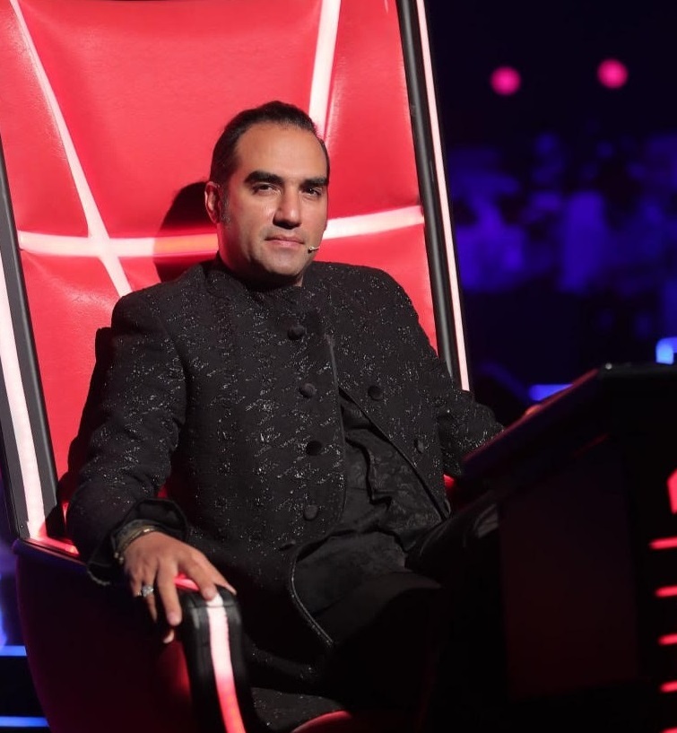 معرفی مسابقه استعدادیابی آوای جادویی با اجرای علی اوجی