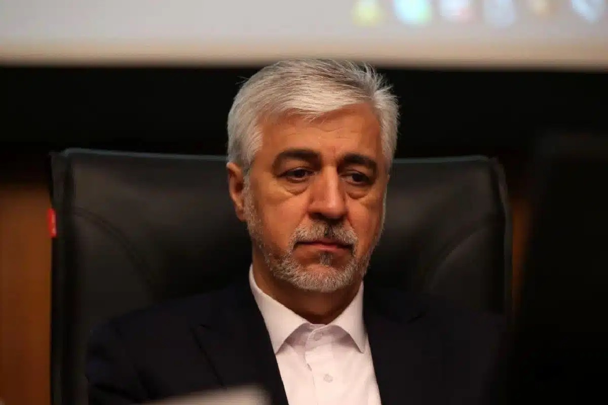 وزیر ورزش به هوش آمد