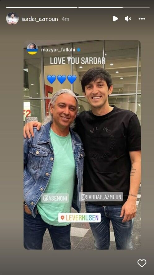 سردار آزمون در کنار خواننده بدشانس ایرانی + عکس سردار آزمون در کنار خواننده بدشانس ایرانی + عکس