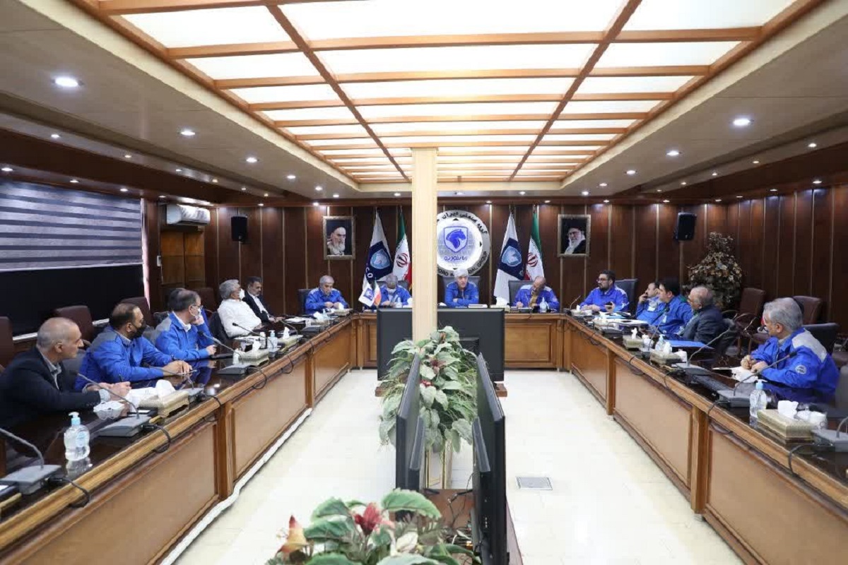 سامان‌دهی استفاده از ظرفیت‌های نخبگی و دانش‌بنیانی در گروه صنعتی ایران‌خودرو