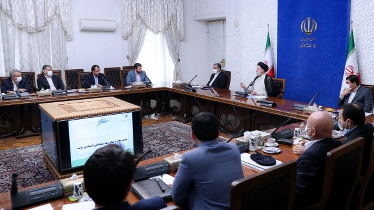 کمک معیشتی ماه اول به حساب همه مشمولانی که متقاضی تجدیدنظر هستند، واریز شود