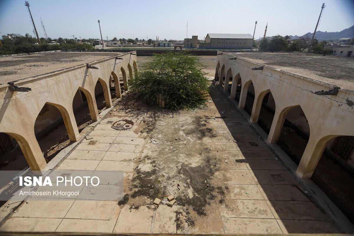 مدرسه جری پولاک در جزیره هرمز مدرسه جری پولاک در جزیره هرمز