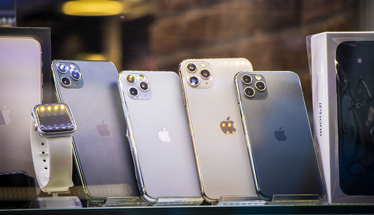 نوسان قیمتی در بازار گوشی موبایل/ واردات گوشی آیفون متوقف شد؟