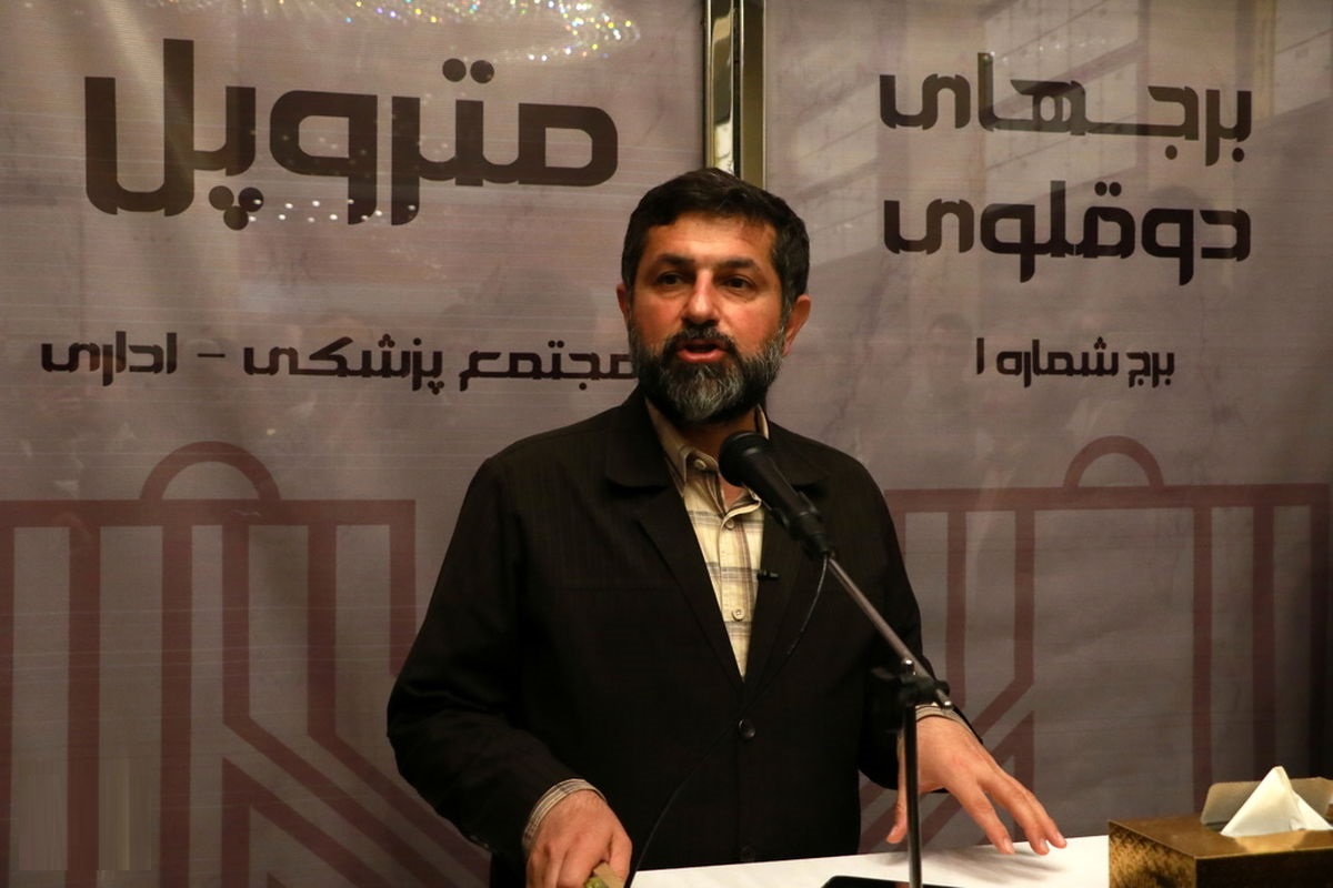 شریعتی برای سر زدن به آزمایشگاهش در امارات از کشور خارج شد/ استادار سابق خوزستان ممنوع الخروج نبود