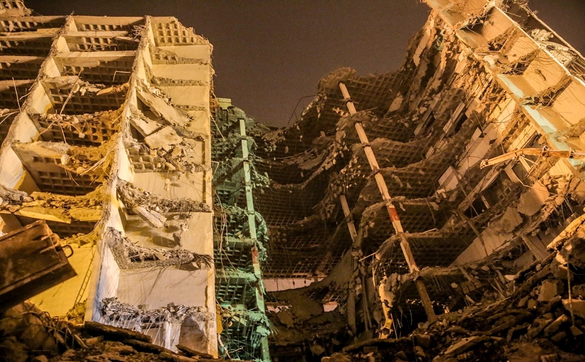 مقصران حادثه متروپل آبادان مقصران حادثه متروپل آبادان