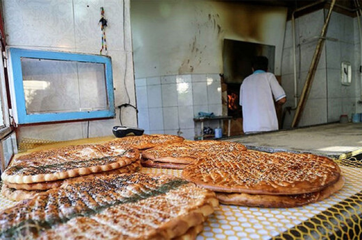 آغاز طرح جدید توزیع نان در تهران/ نان گران می‌شود؟