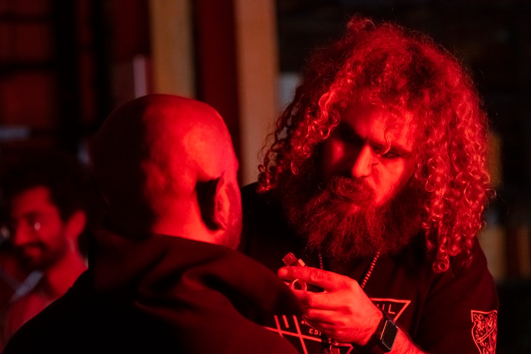 نمایش مرگ تصادفی یک دراکولا 